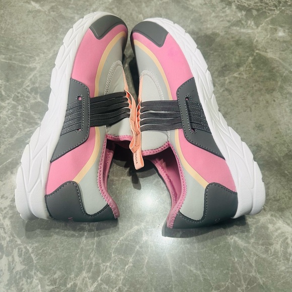 Women's Size 10 Vionic Brisk Vayda Slip-on Sneakers In Gray And Pink Unworn - Picture 6 of 9